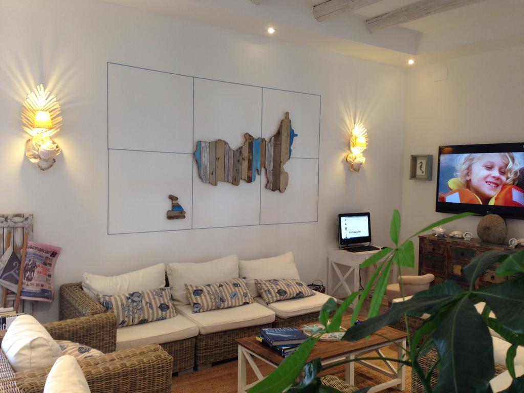 Hotel Villa Giulia Porto Azzurro Luaran gambar