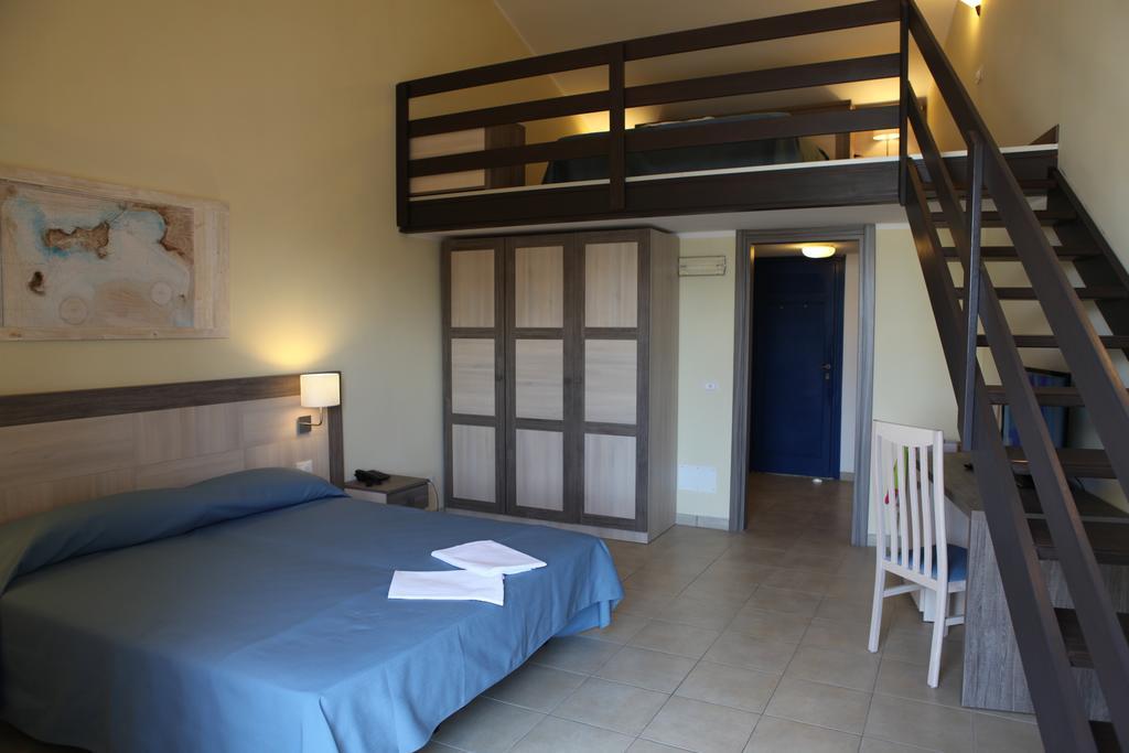 Hotel Villa Giulia Porto Azzurro Luaran gambar